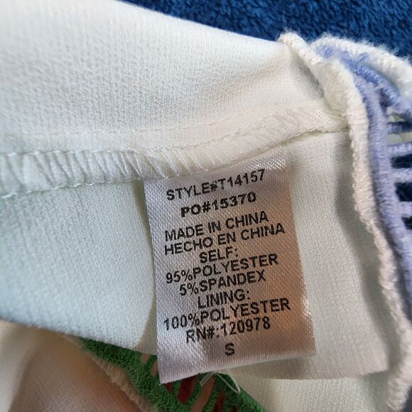 Big Waterblue Sky Halter Top Multicolor Stripe Crochet Striped Small Women - Picture 9 of 9